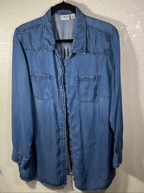 Cato Women’s Light Blue Denim Button Up Shirt